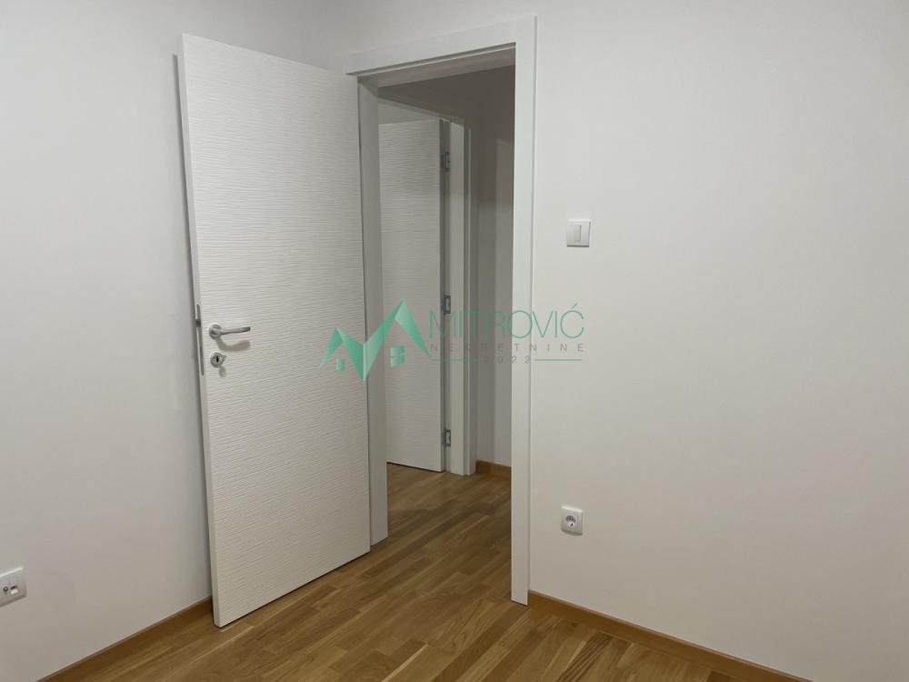 Slika 2 - Trosoban stan za izdavanje, 77m2, 500€