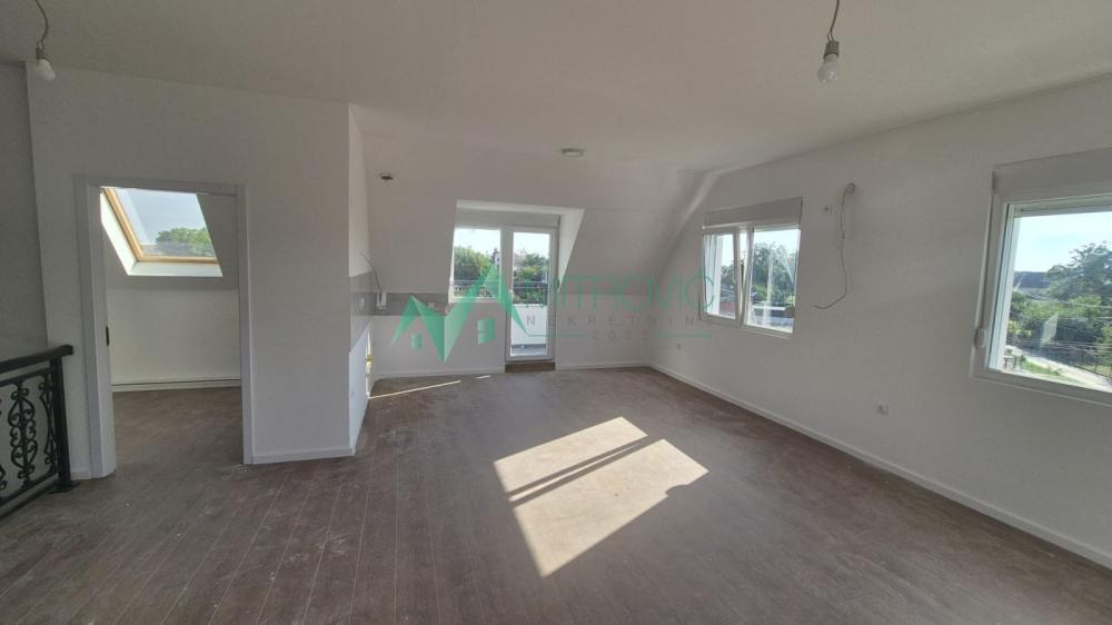 Glavna slika -Četvorosoban stan na prodaju, 107m2, 153.470€