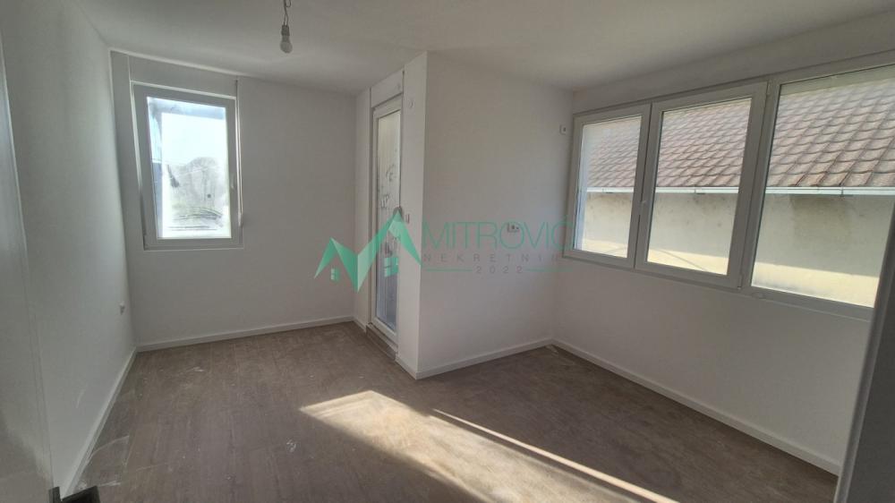 Slika 2 - Četvorosoban stan na prodaju, 107m2, 153.470€