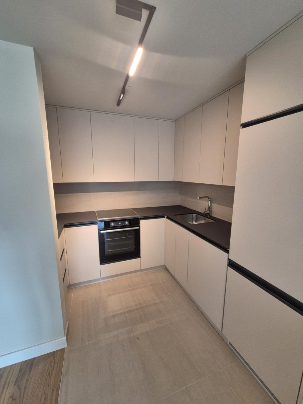 Slika 1 - Đorđa Stanojevića, Trosoban stan za izdavanje, 71m2, 1.250€