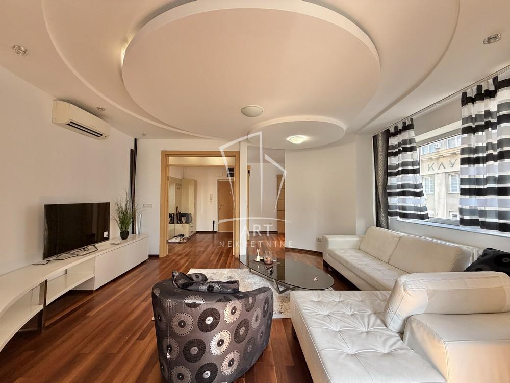 Slika 2 - Uzun Mirkova, Trosoban stan za izdavanje, 98m2, 2.000€