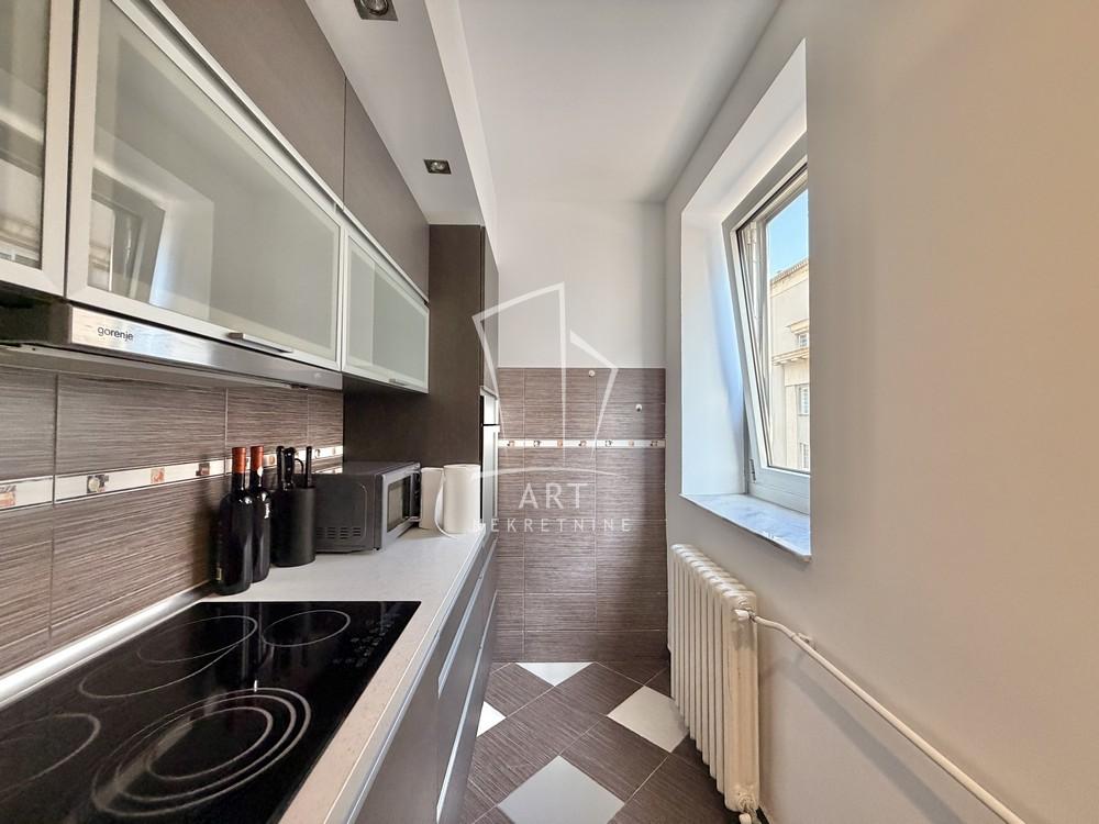 Slika 6 - Uzun Mirkova, Trosoban stan za izdavanje, 98m2, 2.000€