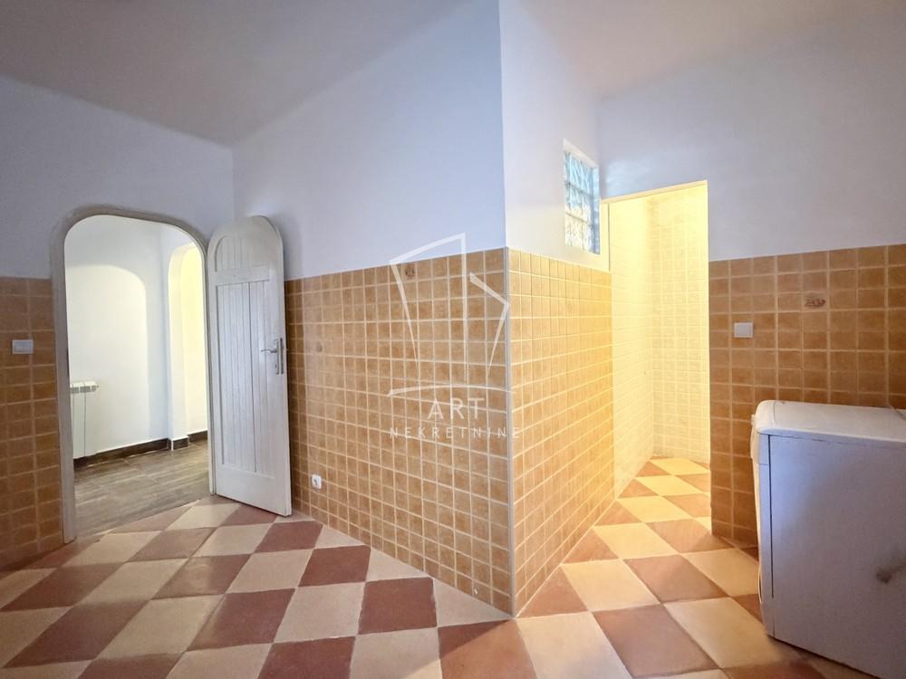 Slika 3 - Tikveška, Dvosoban stan na prodaju, 86m2, 269.000€