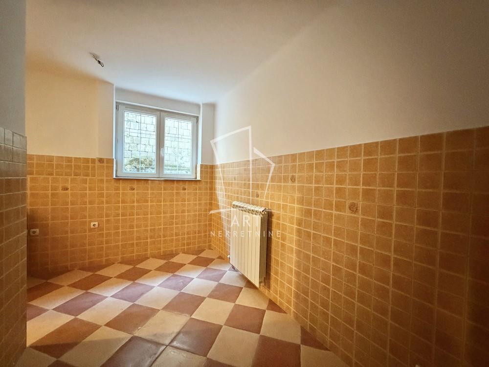Slika 4 - Tikveška, Dvosoban stan na prodaju, 86m2, 269.000€