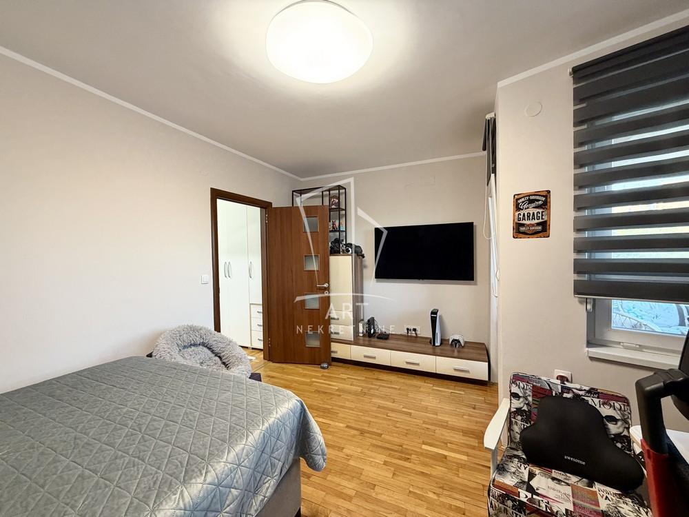 Slika 9 - Matice Srpske, Trosoban stan na prodaju, 85m2, 230.000€