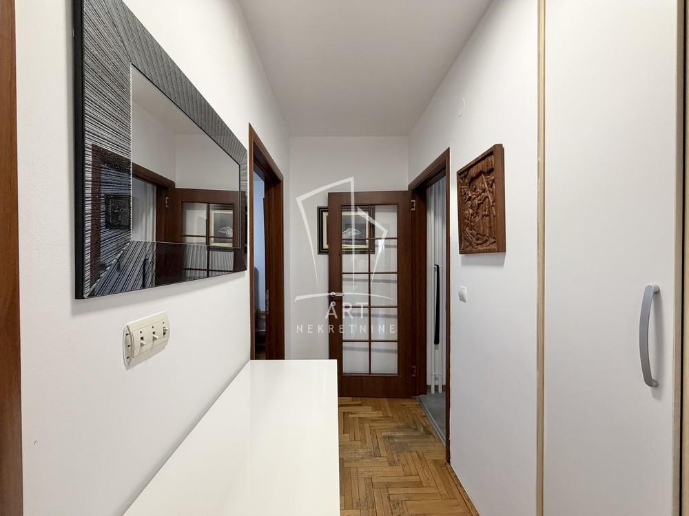 Slika 11 - Matice Srpske, Trosoban stan na prodaju, 85m2, 230.000€