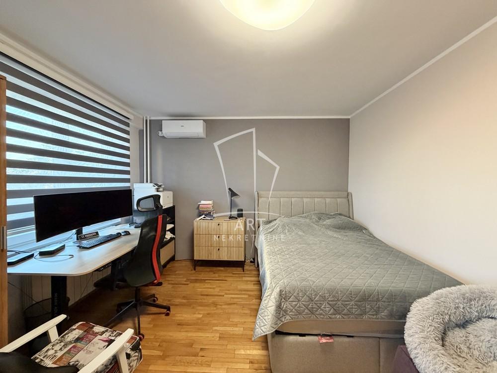 Slika 8 - Matice Srpske, Trosoban stan na prodaju, 85m2, 230.000€