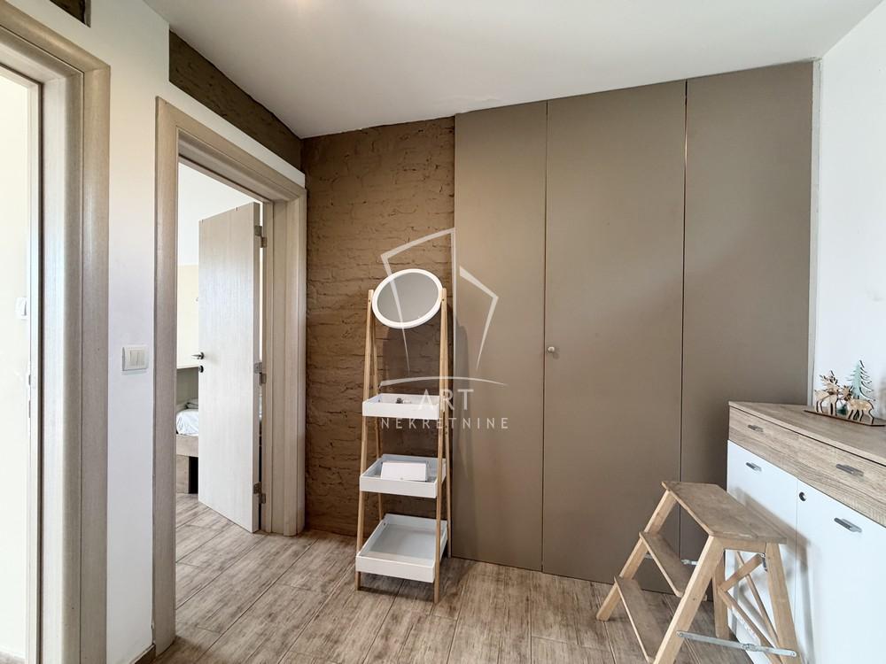 Slika 10 - Dr Ivana Ribara,  Kuća za izdavanje, 100m2, 1.000€