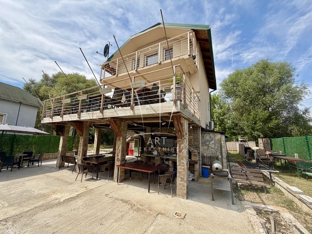 Slika 1 - Dr Ivana Ribara,  Kuća za izdavanje, 100m2, 1.000€