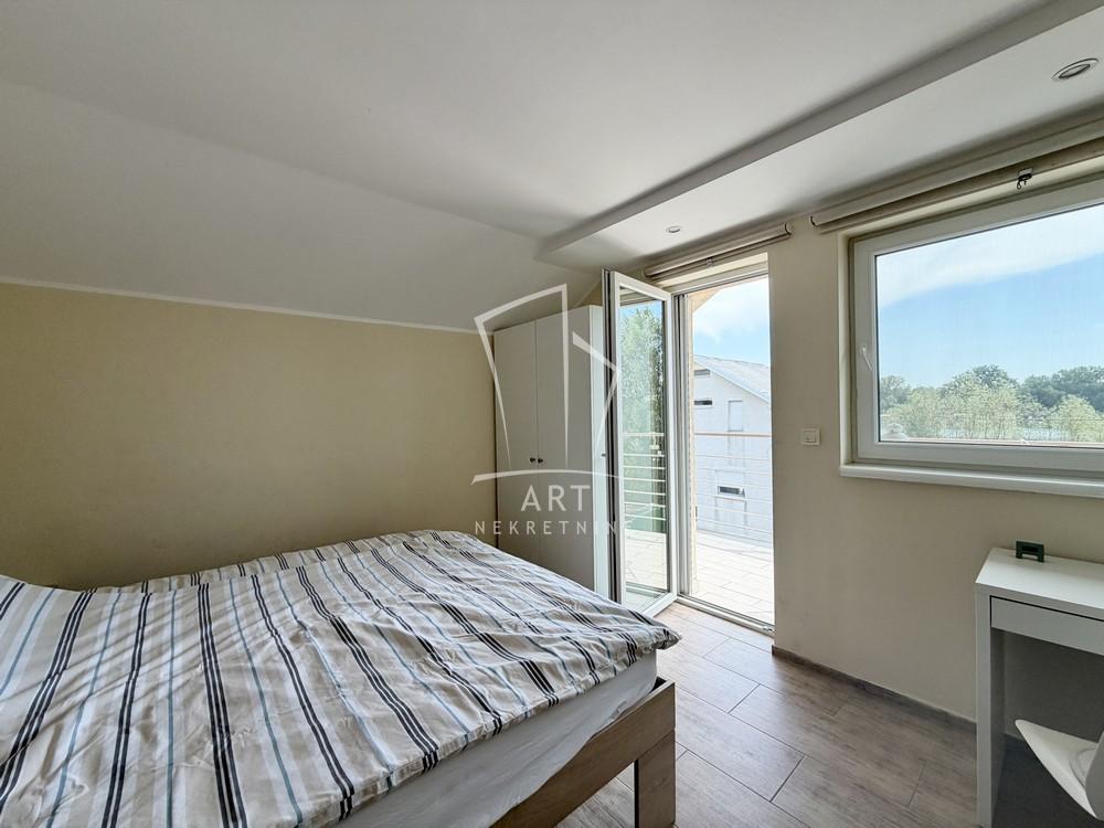 Slika 8 - Dr Ivana Ribara,  Kuća za izdavanje, 100m2, 1.000€