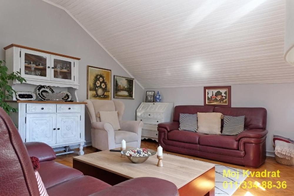Slika 2 - Četvorosoban stan na prodaju, 100m2, 169.000€