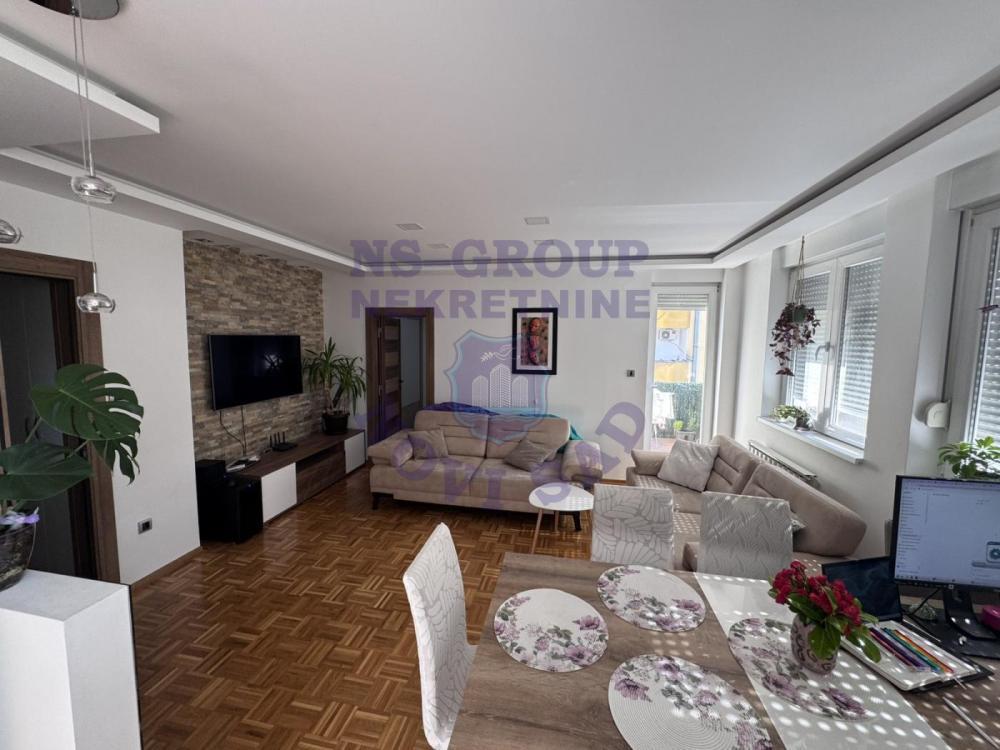 Glavna slika -Troiposoban stan na prodaju, 74m2, 254.600€