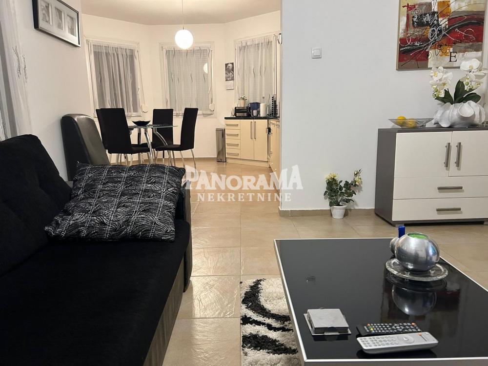 Slika 2 - Duje Damnjanovića,  Kuća na prodaju, 148m2, 160.000€