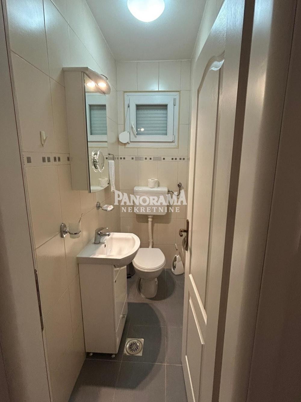 Slika 5 - Duje Damnjanovića,  Kuća na prodaju, 148m2, 160.000€