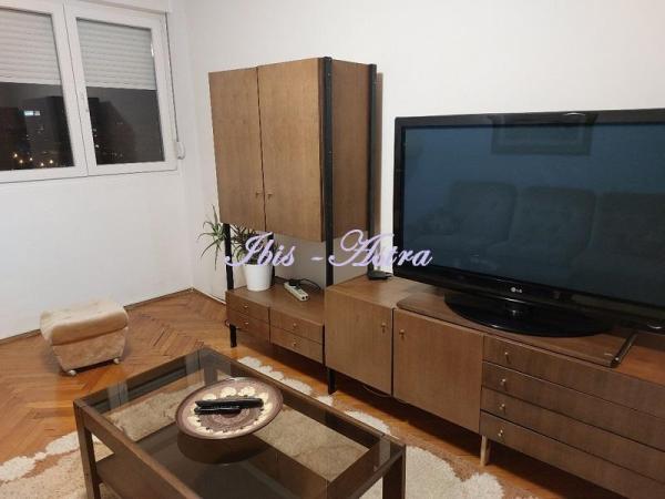Slika 3 - Pariske komune, Trosoban stan za izdavanje, 68m2, 600€