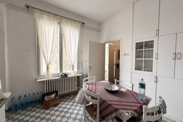 Slika 5 - Vlajkovićeva, Četvorosoban stan na prodaju, 116m2, 749.000€