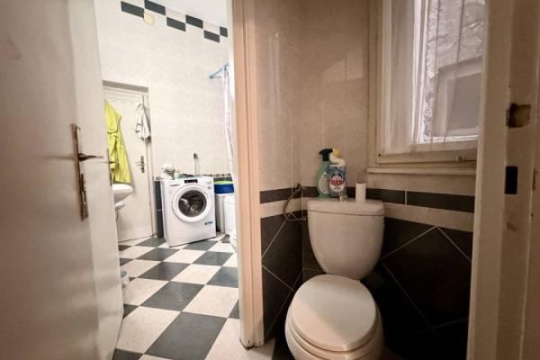 Slika 7 - Vlajkovićeva, Četvorosoban stan na prodaju, 116m2, 749.000€