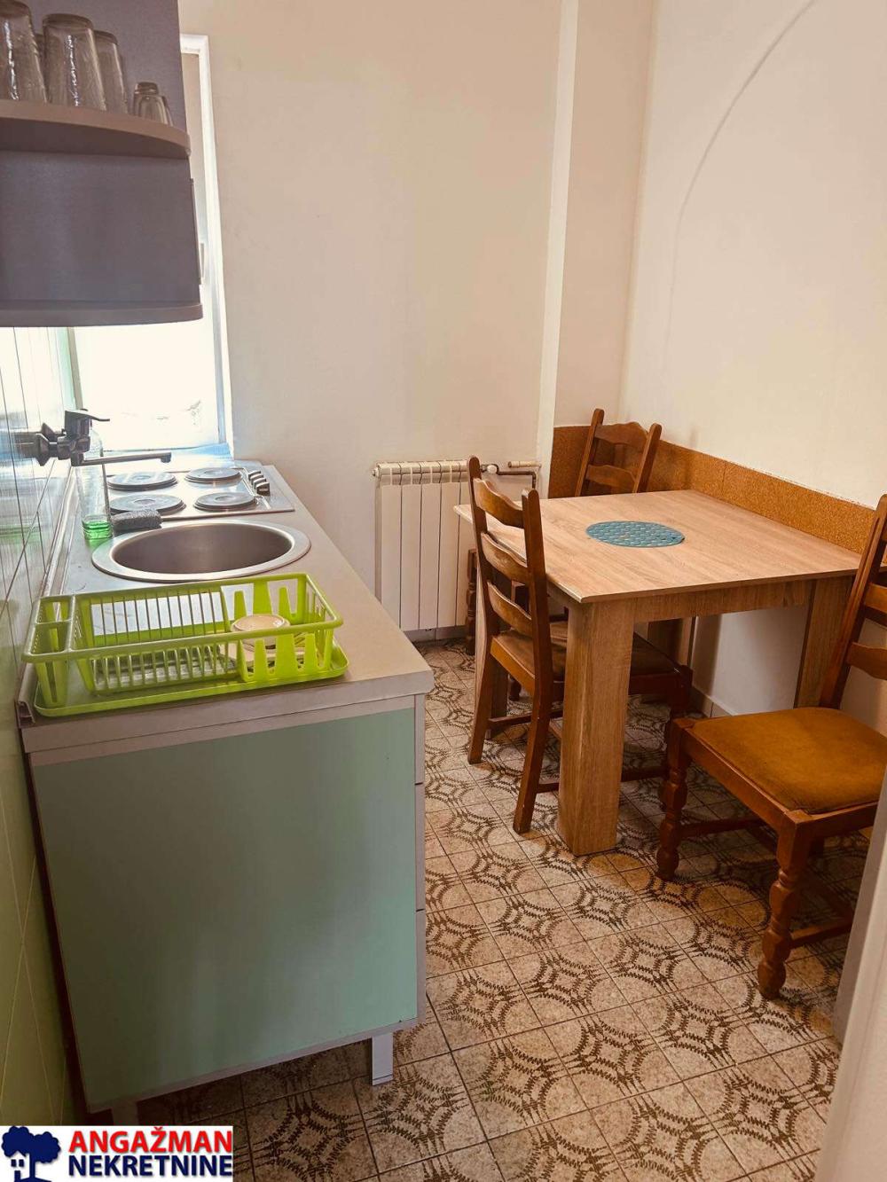 Slika 4 - Bulevar revolucije, Jednosoban stan za izdavanje, 40m2, 350€