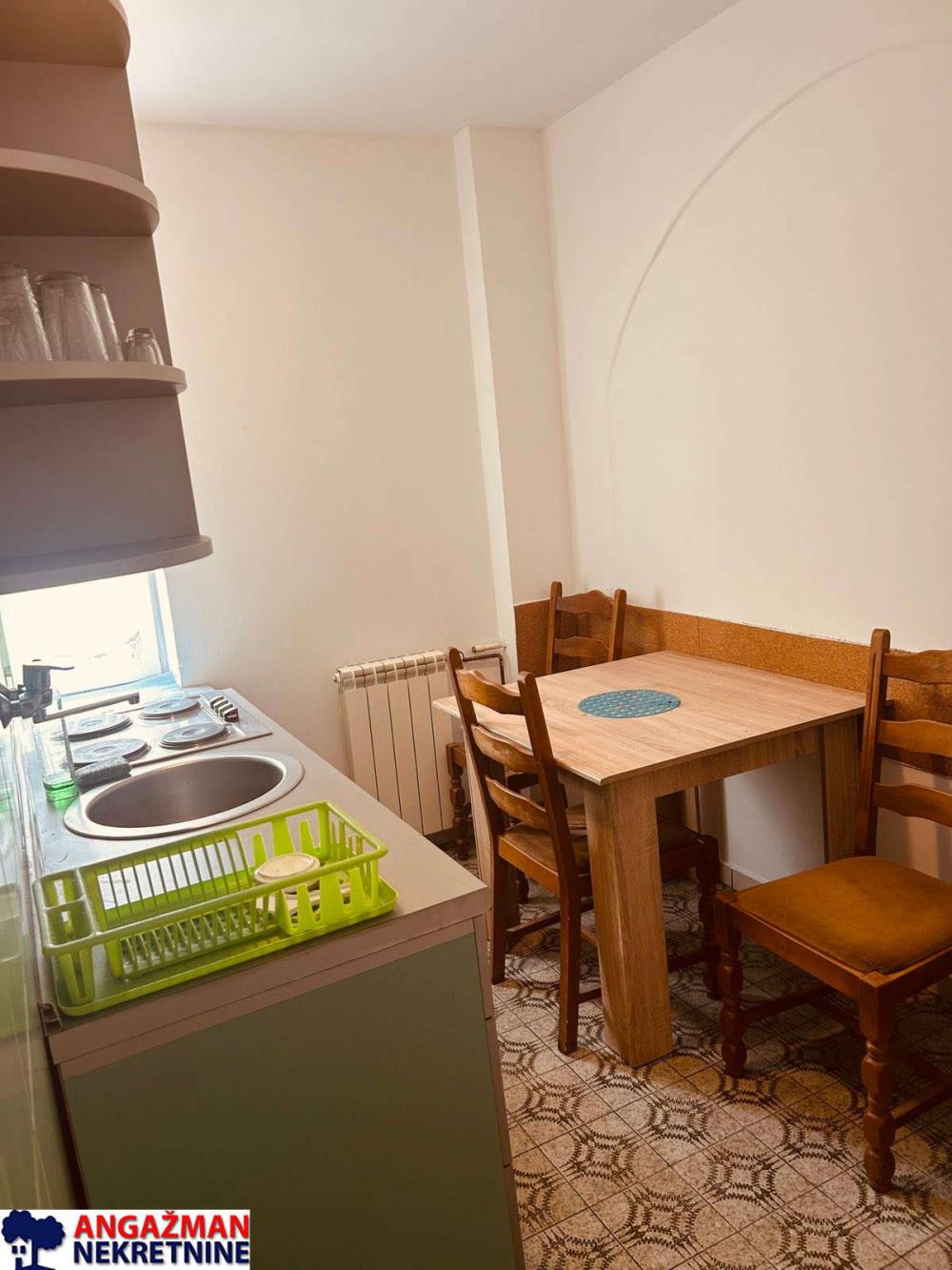 Slika 5 - Bulevar revolucije, Jednosoban stan za izdavanje, 40m2, 350€