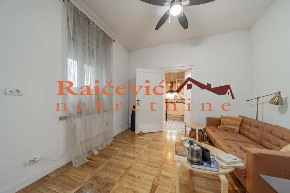Slika 1 - Komnen Barjaktara, Dvosoban stan na prodaju, 40m2, 220.000€