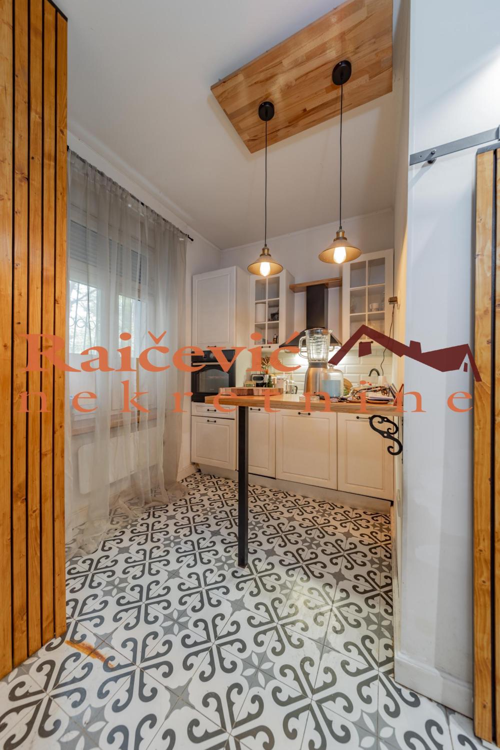 Slika 2 - Komnen Barjaktara, Dvosoban stan na prodaju, 40m2, 220.000€