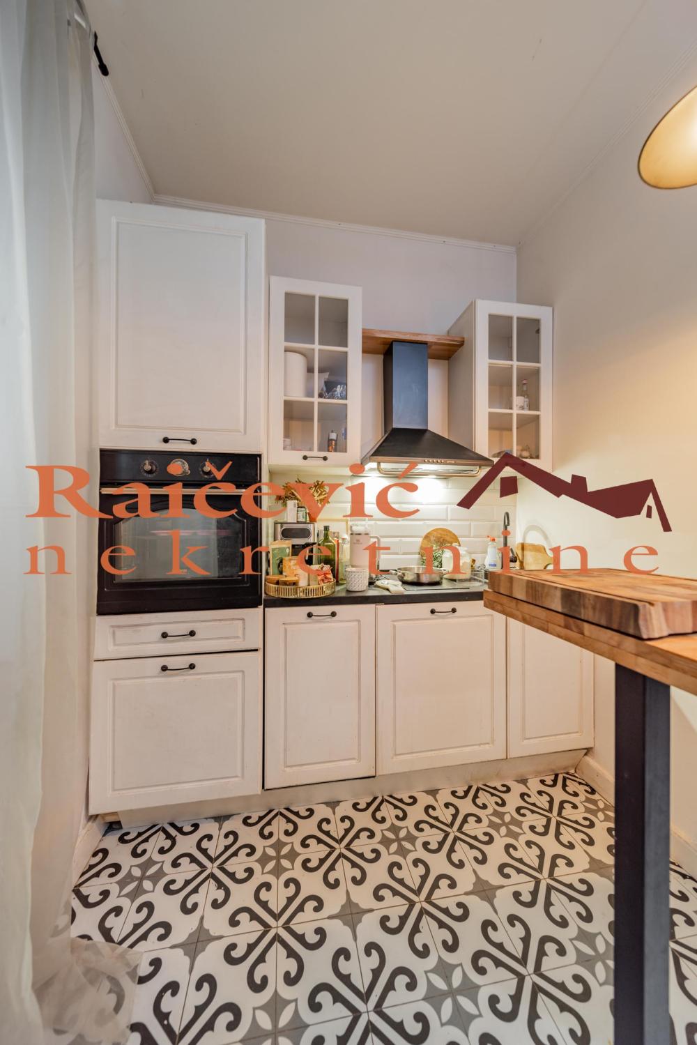 Slika 3 - Komnen Barjaktara, Dvosoban stan na prodaju, 40m2, 220.000€