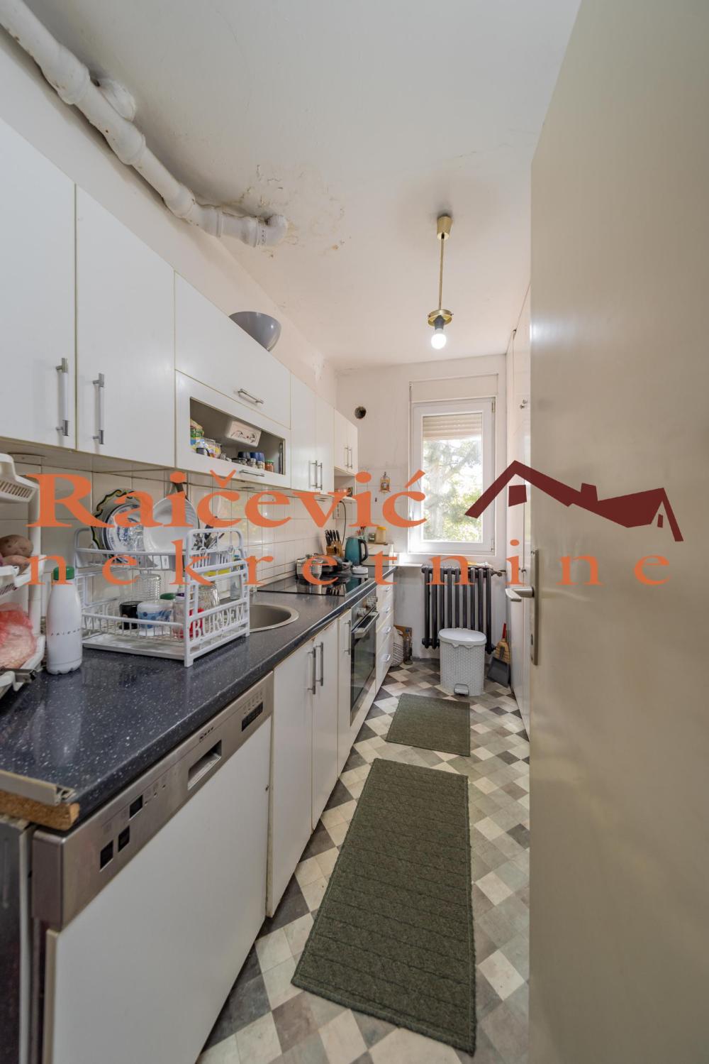 Slika 5 - Susedgradska, Četvoroiposoban stan na prodaju, 108m2, 229.000€