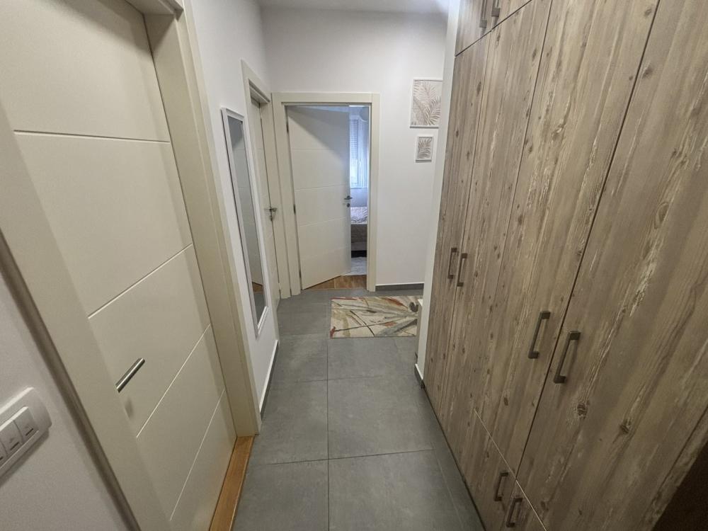 Slika 6 - Dvoiposoban stan na prodaju, 53m2, 206.000€