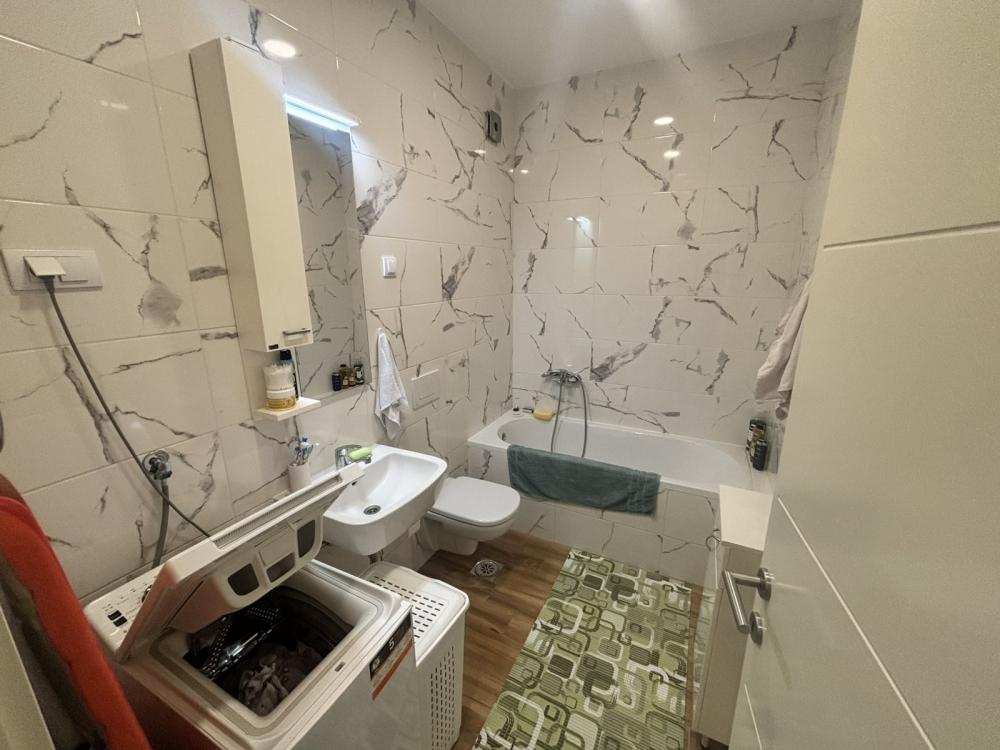 Slika 8 - Dvoiposoban stan na prodaju, 53m2, 206.000€