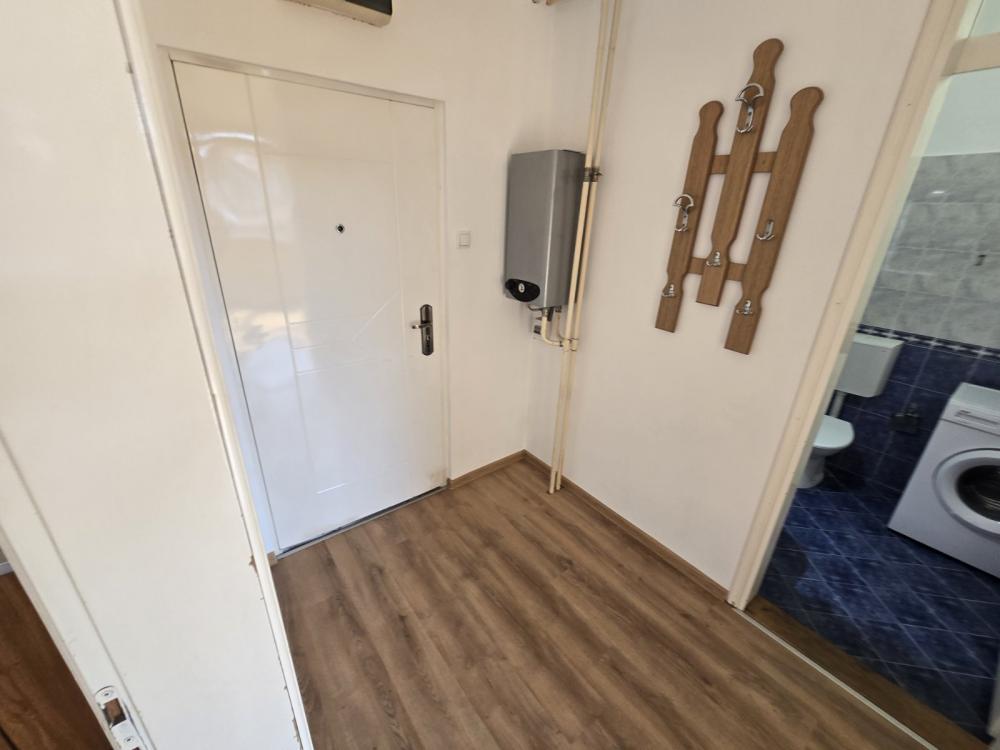 Slika 5 - Zdravka Čelara, Dvoiposoban stan za izdavanje, 60m2, 600€