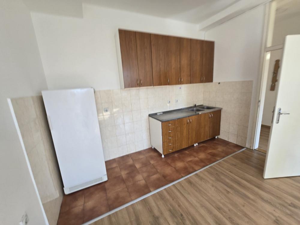 Slika 4 - Zdravka Čelara, Dvoiposoban stan za izdavanje, 60m2, 600€