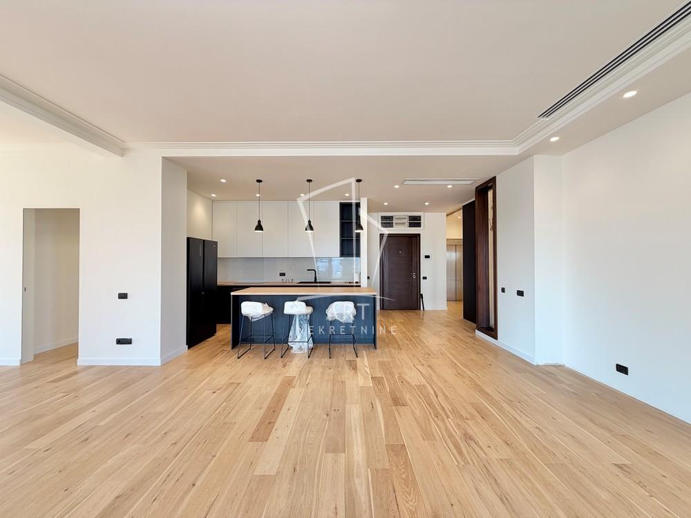 Slika 5 - Heroja Milana Tepića, Petosoban stan za izdavanje, 210m2, 4.500€