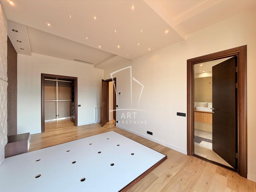 Slika 9 - Heroja Milana Tepića, Petosoban stan za izdavanje, 210m2, 4.500€