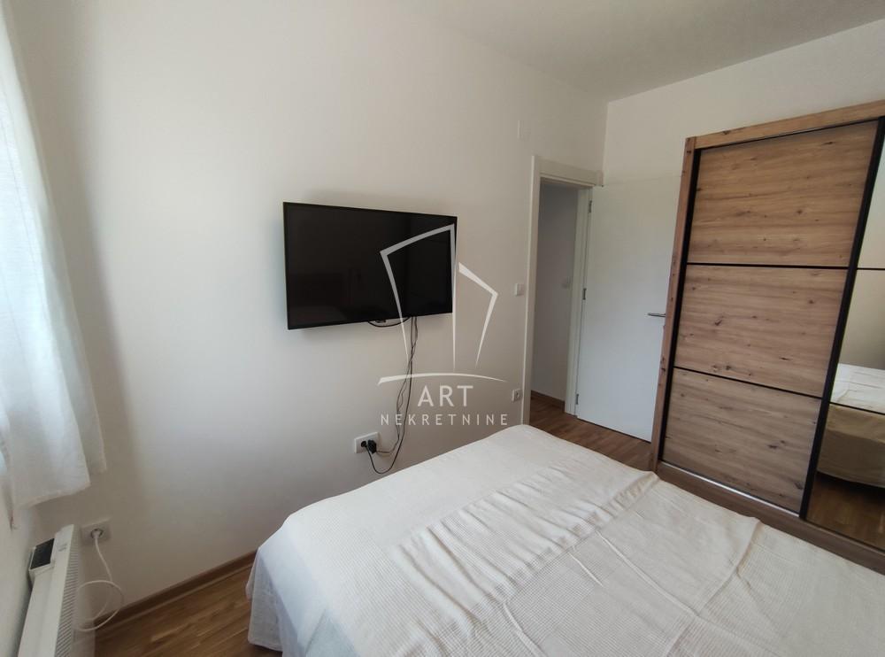 Slika 9 - Dušana Radovića, Trosoban stan za izdavanje, 63m2, 850€