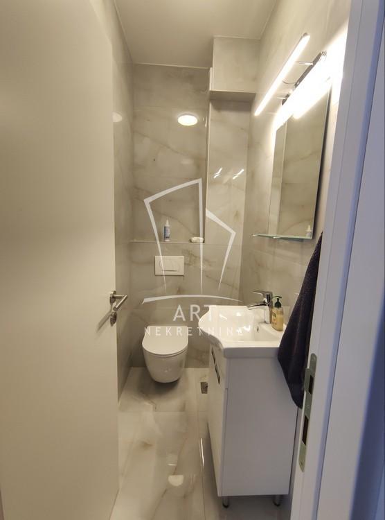 Slika 11 - Dušana Radovića, Trosoban stan za izdavanje, 63m2, 850€