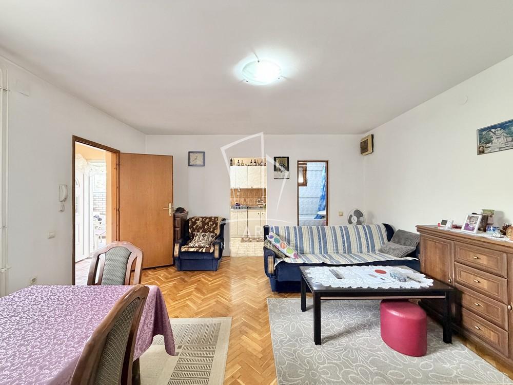 Slika 2 - Svetozara Ivačkovića, Trosoban stan na prodaju, 164m2, 135.000€