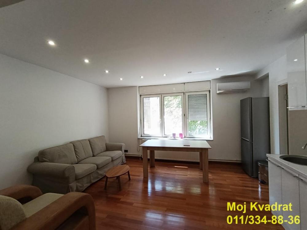 Glavna slika -Dvoiposoban stan za izdavanje, 60m2, 750€