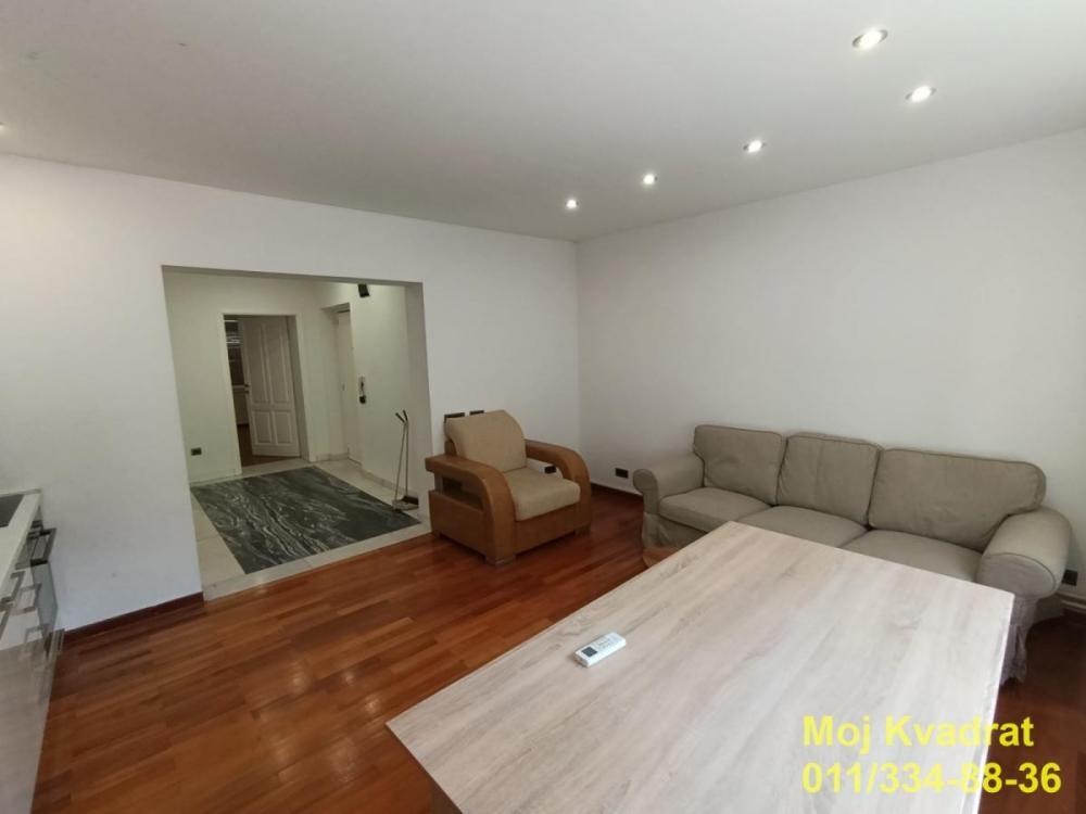 Slika 1 - Dvoiposoban stan za izdavanje, 60m2, 750€