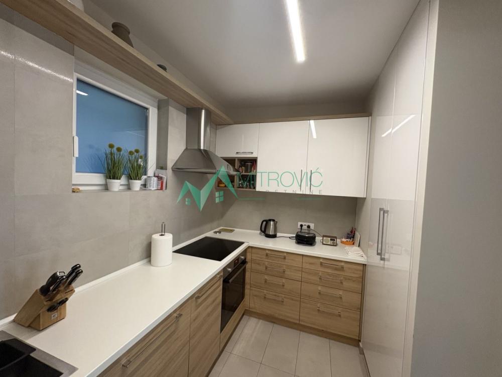 Slika 2 - Četvorosoban stan na prodaju, 108m2, 378.220€