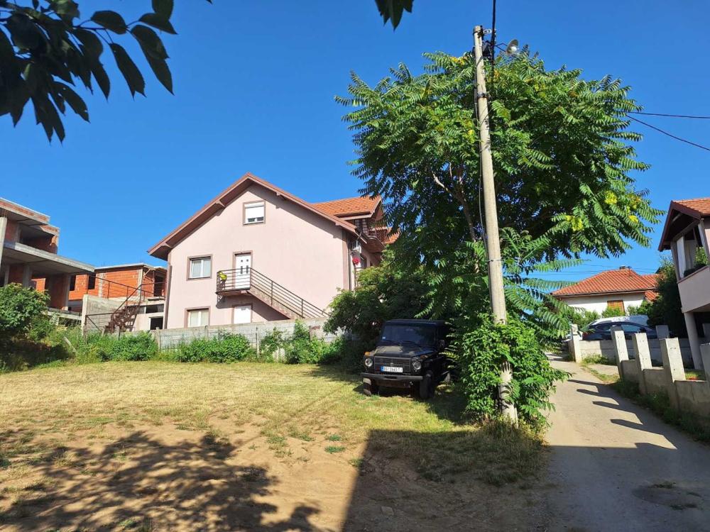 Slika 1 - Milana Karamate Plac na prodaju, Visnjicka Banja, 157.000€