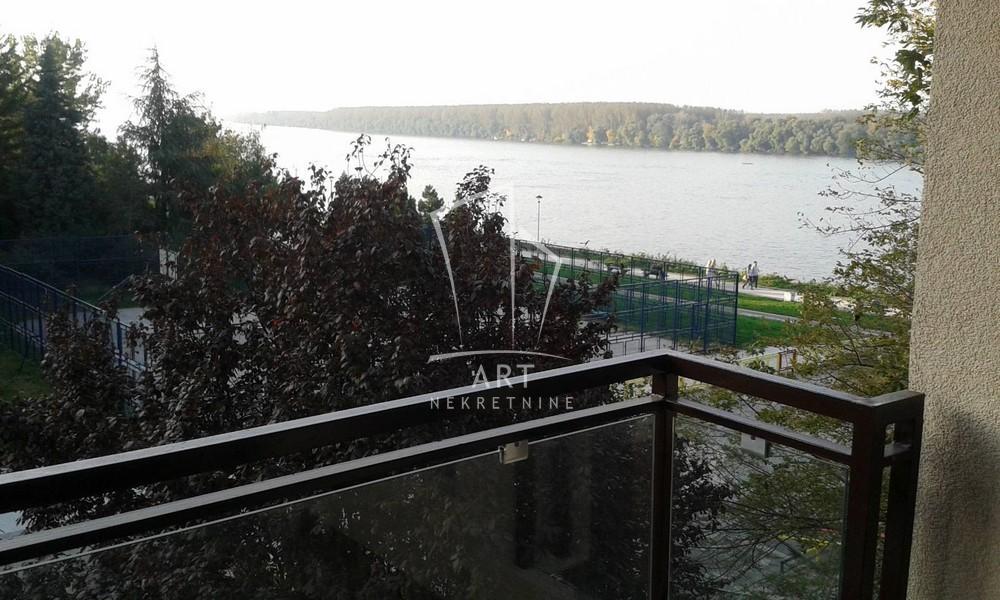 Glavna slika -Dunavski kej, Dvosoban stan za izdavanje, 59m2, 900€