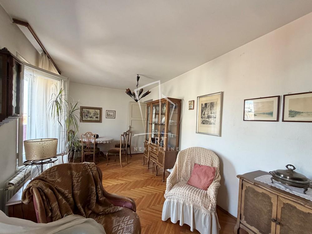 Slika 1 - Simina, Trosoban stan za izdavanje, 72m2, 800€