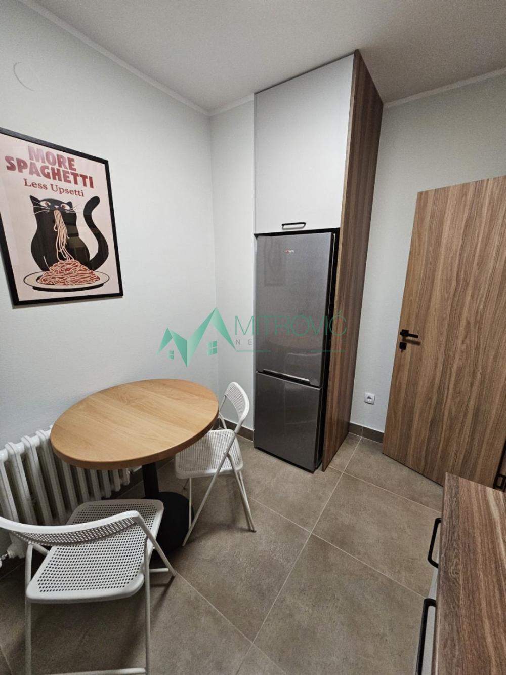 Slika 2 - Dvosoban stan za izdavanje, 50m2, 600€
