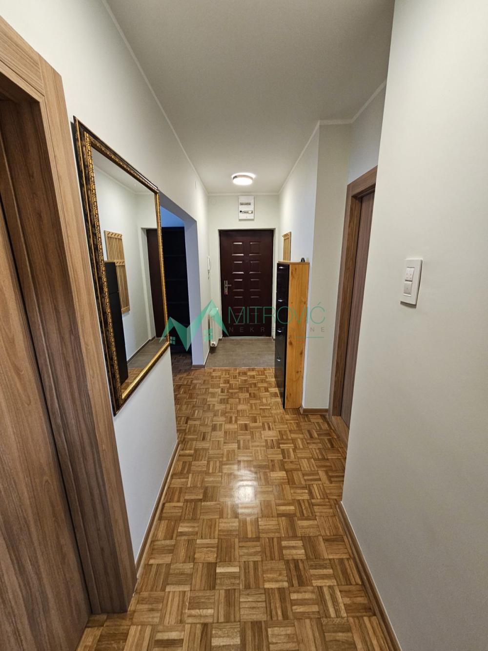 Slika 8 - Dvosoban stan za izdavanje, 50m2, 600€