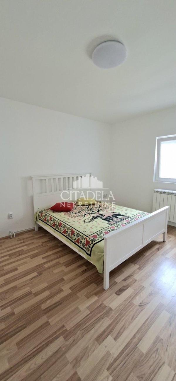 Slika 10 - Atika, Trosoban stan za izdavanje, 69m2, 500€