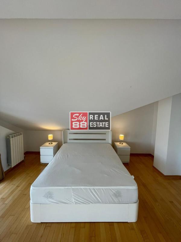 Slika 2 -  Kuća za izdavanje, 210m2, 2.500€