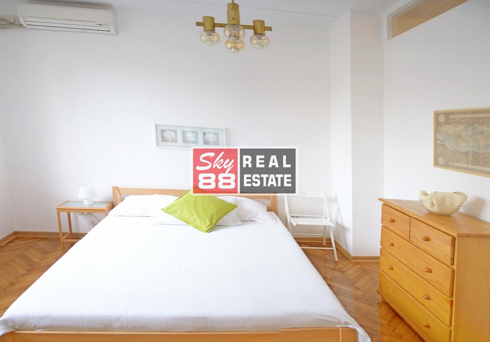 Slika 1 - Cara Uroša, Trosoban stan na prodaju, 67m2, 325.000€