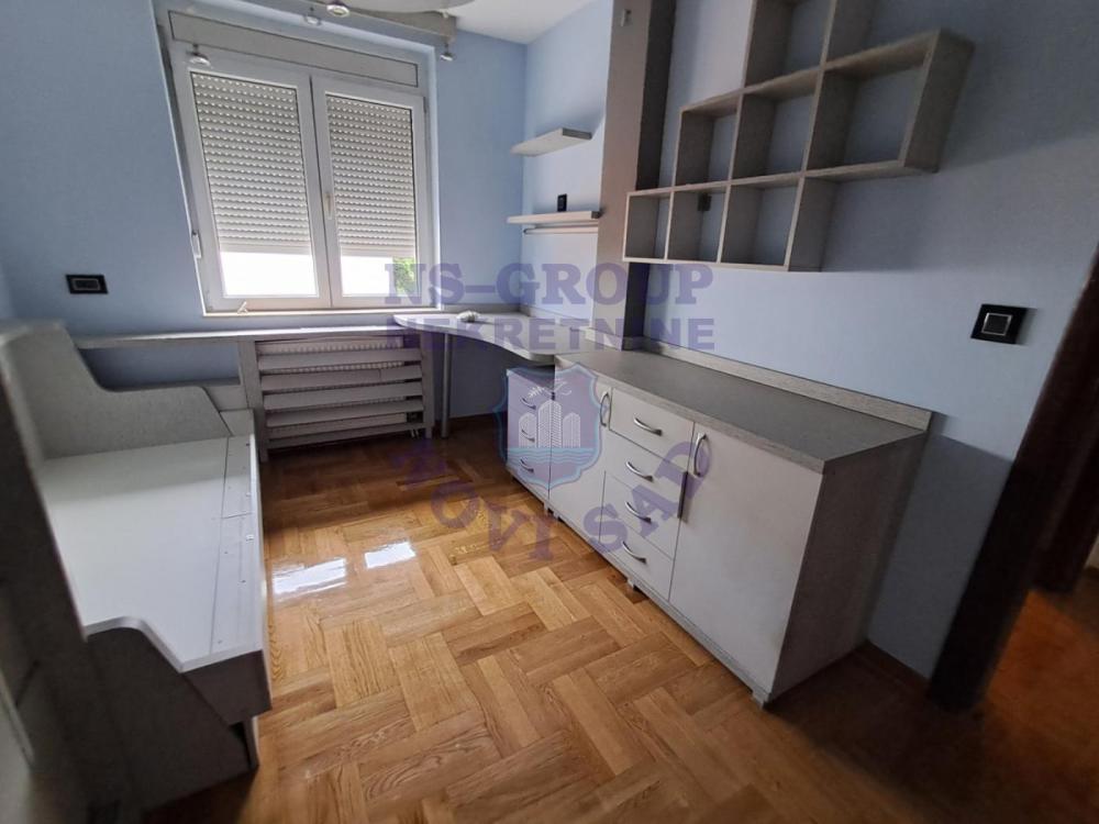 Slika 2 - Četvorosoban stan na prodaju, 83m2, 265.230€