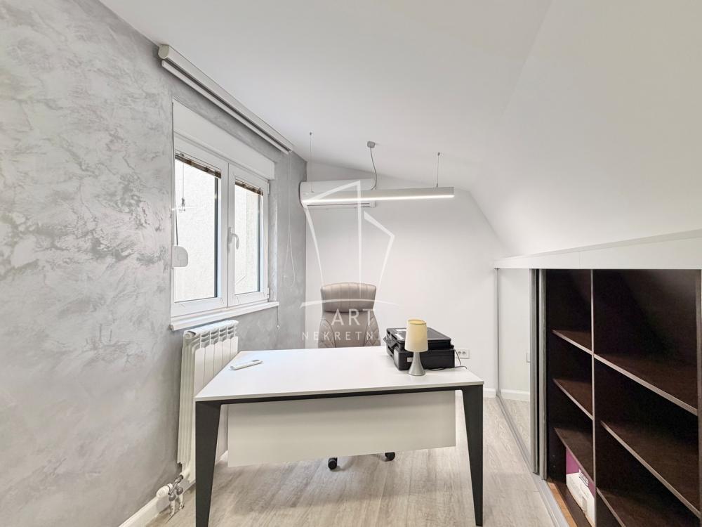 Slika 11 - Pećska, Četvoroiposoban stan na prodaju, 118m2, 349.000€