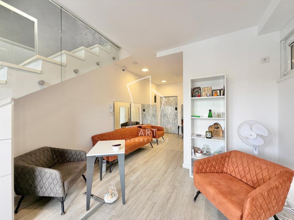 Slika 1 - Pećska, Četvoroiposoban stan na prodaju, 118m2, 349.000€